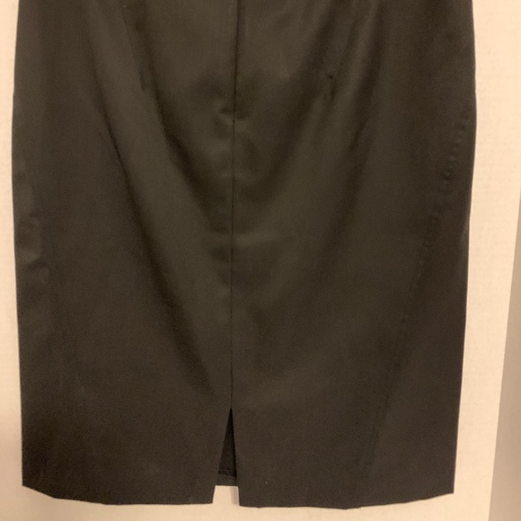 J Peterman - Picture 2 of 3